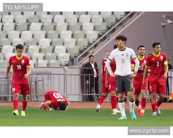 重返足球联盟的明星球员们再展风采与激情 重返足球联盟的明星球员们再展风采与激情